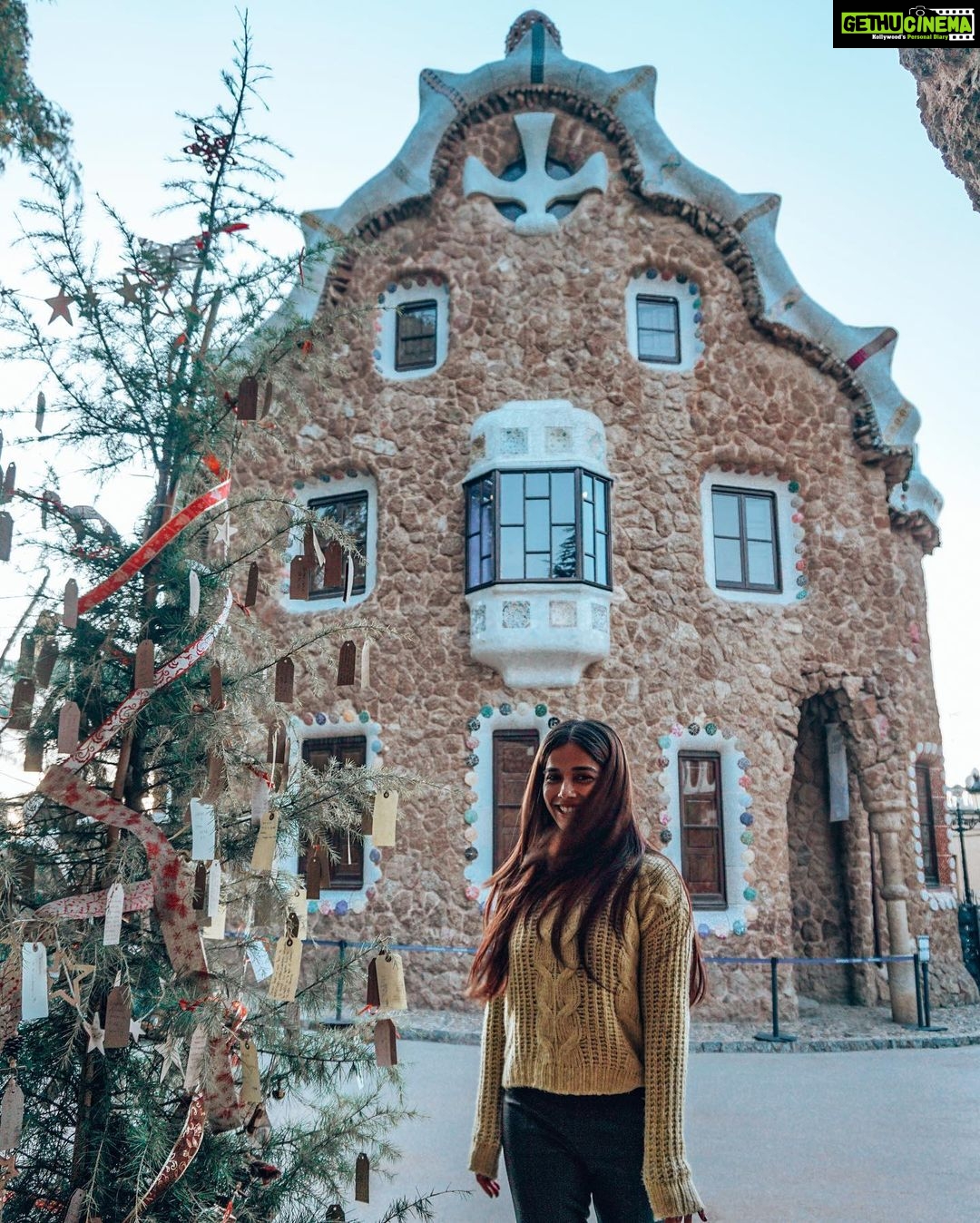 Aparnaa Bajpai Instagram - Throwback to the times when we took moving freely for granted. Gaudi Park