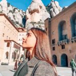 Aparnaa Bajpai Instagram - What you See is only your own perspective, unless you look within. That’s when you’re getting Real!!! :-#wordsbyaparnaa Monasterio de Montserrat