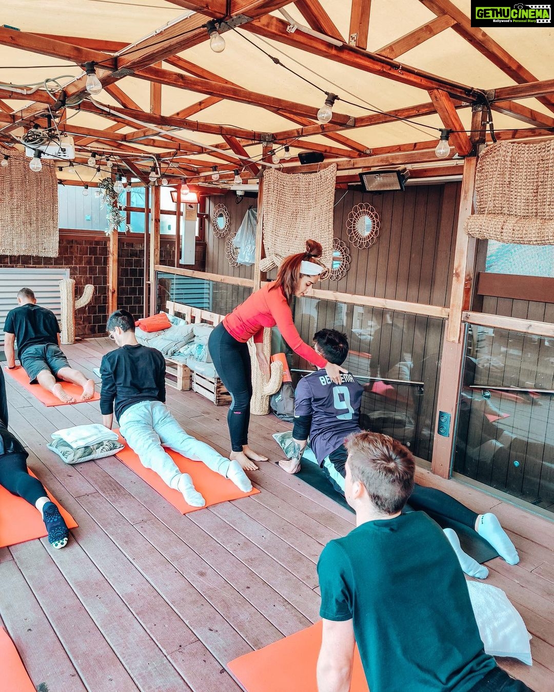 Aparnaa Bajpai Instagram - Another beautiful day of sharing yoga love with these amazing humans at @kabul_party_hostel . . . #yoga Barcelona, Spain