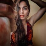 Aparnaa Bajpai Instagram - Heard something really great today about accepting your pain and how to tackle it. I totally resonated with it and these are my thoughts written below:~ You don’t find peace within, if you don’t make peace with your demons. The outrage of emotions that you’re filled with, needs a gateway to be released. You don’t just release all the temptations, desires, hatred, jealousy, competition, animosity, fear & ego by breathing the negative energy out or by suppressing them and hiding them deep down, under the rug. One day these emotions will come pouring out like a heavy rain. You have to first acknowledge it, feel it and pay attention to it. Address it and find a way to express it!!!! I for instance, express through MOVEMENT; through dance and through yoga. Once you express these emotions, you slowly release them. Until then, all these over powering energies will be stored in your body and create blockages in different body parts. I was once asked by a friend, 'why would you say you healed your physical problems with your mind?' I said by revisiting my pain, experiencing them, addressing them and expressing them. Most importantly, self observation and self acceptance is the key. You have to look at your soul how a mother looks at her baby and then slowly take care of it:) Forgive yourself and forgive others💛 #wordsbyaparnaa . . . #iexpressthroughdance #positiveaffirmations #energyhealing #energyiseverything #selfobservation #selfawareness #soulsearching #creativeenergy #healingvibrations #expressionistart #forgiveness #iexpressthroughyoga #advancedselfie Rishikesh