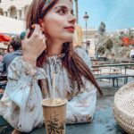 Aparnaa Bajpai Instagram - 🌒 A little girl who wanted to run away from the world & live a life of her own. A gypsy soul with a mind of her own:-#wordsbyaparnaa . . . . . #dontletsocietydefineyou #followyourheartnotthecrowd #gypsy #soul Jàures Paris