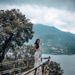 Aparnaa Bajpai Instagram - Looking back at life and thanking my stars✨ #wordsbyaparnaa . . . . . #bali #indonesia #travel #travelphotography #travelblogger #travelgram #travelbucketlist #traveling #sonyalpha #lightroom Bali