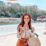 Aparnaa Bajpai Instagram - Raspberry or coconut 🥥 Which one would you choose? In fond memories of Vegan sorbets 🌱 Jàures Paris