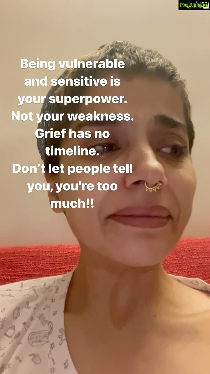 Aparnaa Bajpai Instagram - Since when has grieving and sharing your grief become a sin? Why are we not so open about sharing our pain as much as we share our happiness with others? Remember those who open their hearts out to you when you need them the most are more valuable than those who, you can share only your laughters with. You’ll have many running away from you when you’re not matching their energy. But also remember you don’t need share your precious magical energy with the same people when they want free access to it. Those who stay back are your people. Respect & love them and send healing energy to others🤍