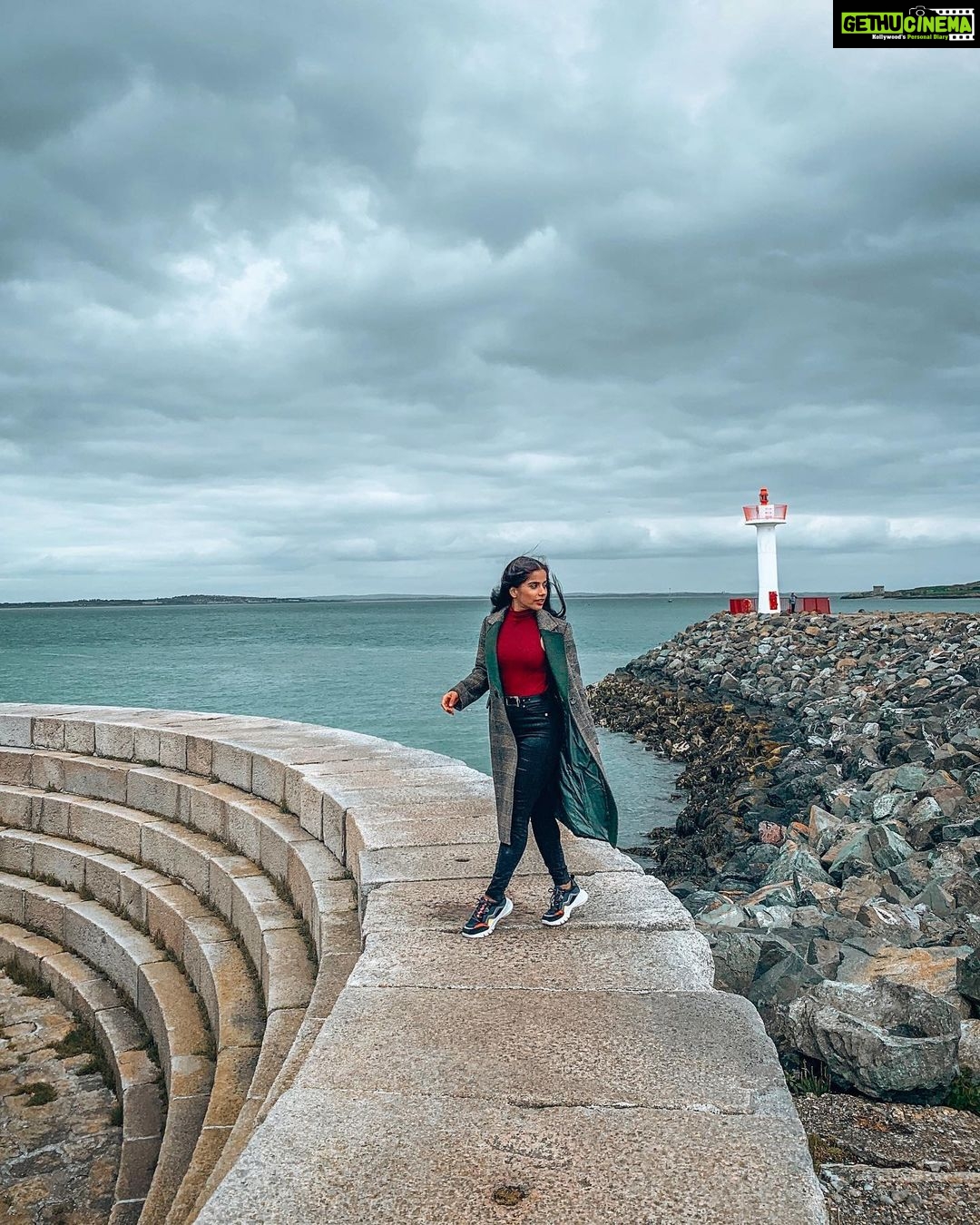 Aparnaa Bajpai Instagram - 🌙 You take a piece of the places you go to, and you leave a bit of yourself there too:-#wordsbyaparnaa . . . #howth #dublin #ireland #travel #traveller #travelbucketlist #travelblogger #travelgram Howth, Ireland