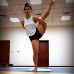 Aparnaa Bajpai Instagram - Someone told me when asked what’s yoga for you; he said: Yoga is life. It’s exactly like that:) Some days you dangle & fall and get up and start again and it’s okay!! Doha Qatar