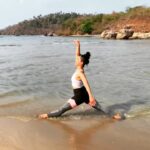 Aparnaa Bajpai Instagram - Contd.. Have you seen Goa yet? It’s like the universe is chalking the way out for me. After spending two weeks of yoga and only positive vibes with these lovely ladies, destiny unfolds what waits ahead for me. Next destination Rishikesh!! . . . #goa #yoga #india #travel #kashishyoga #travelbucketlist