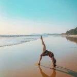 Aparnaa Bajpai Instagram - Bend it like yoga😇 . . . #yoga #shotoniphonexs #travel #india #goa #travelphotography Goa