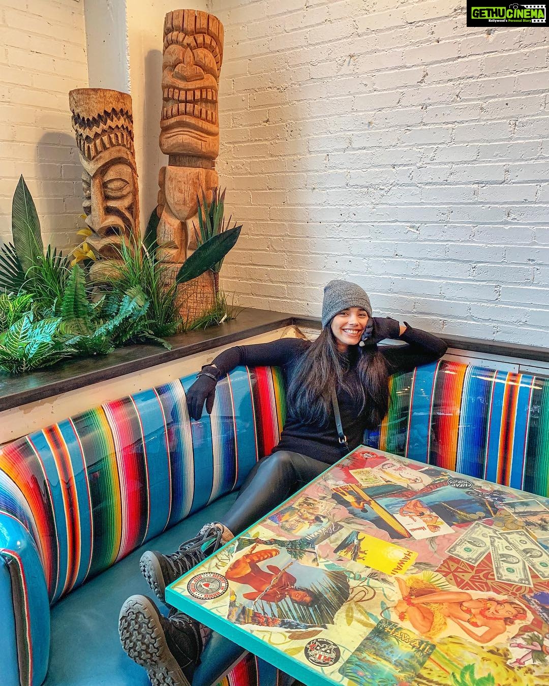 Aparnaa Bajpai Instagram - Ran into this place just out of coincidence or rather hunger without knowing I am ordering all vegan stuff š± #dallas #deepellum #texas #travel #travelling #travelgram #travelinspiration #blogger #glocalchild Tiki Loco Deep Ellum