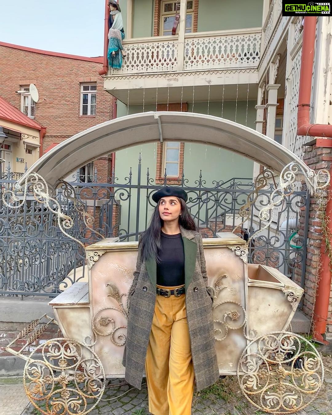 Aparnaa Bajpai Instagram - For the ones who enjoy the Spooks👻 #tbilisi #oldtbilisi #georgia #travel #travelphotography #travelblogger #travelling #traveleurope #travelbucketlist #travelgram #iphonephotography Old Tbilisi