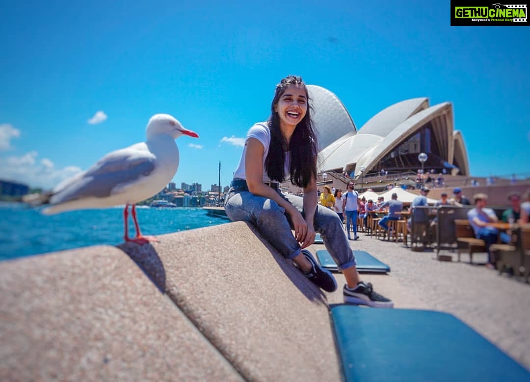 Aparnaa Bajpai Instagram - 'If you laugh a lot when you get older, your wrinkles will be in right places'π . . . #sydney #australia #travel #traveller #blogger #glocalchild #mytravelstories #travelbucketlist #travelholic #travelgram #travelshot #goglocal Sydney, Australia