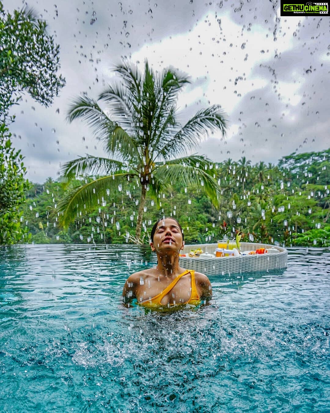 Aparnaa Bajpai Instagram - Want another birthday breakfast like this. And guess what it's still September ;) #bali #ubud #traveller #travel #glocalchild #mytravelstories #knowbali #travelbucketlist #travelholic #travelgram #travelshot #blogger Padma Resort Ubud