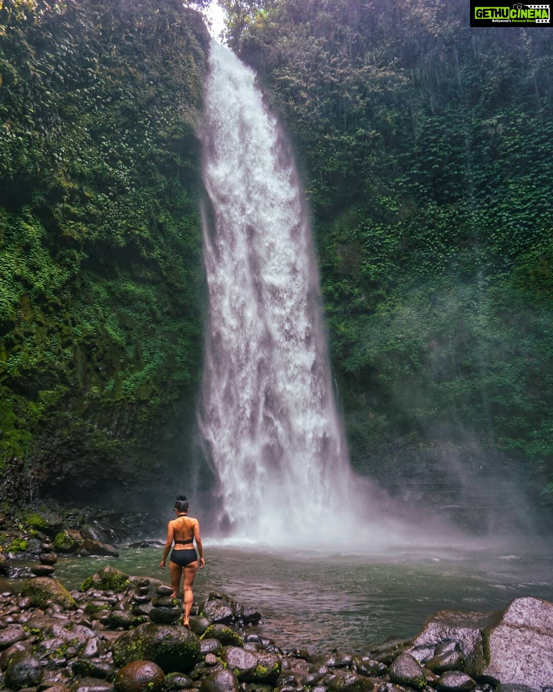 Aparnaa Bajpai Instagram - If heaven had a gate! This would be it!!! #bali #travel #traveller #mytravelstories #glocalchild #baliwaterfall Bali, Indonesia
