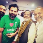 Aravind Akash Instagram - With amaran uncle and his boy's @venkat_prabhu @premgi #familyfunction Pondichéry, Puducherry, India