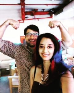 Aravind Akash Instagram - Happy Birthday to my First student @aravindaakash 🕺
Who never compromises, always hardworking , a boy true at heart. 

The only one who still calls me "Teacher " His determination to do something different leaves me in amazement 😍
So proud of your magnificent achievements. Love you loads never stop believing in your dreams ❤ 

#abhiyumnaanum #goamovie #chennai28