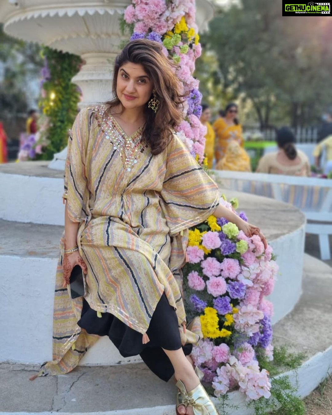 Archana Instagram - Go with the flo(wers) 😬😬😬 Taj Falaknuma Palace