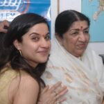 Archana Instagram - Can’t believe this still … But her presence is soooo much more profound despite the absence! This has got to be the BIGGEST blessing for anyone who grew up@listening to@her bhajans to every kind of music that she rendered her PERFECTTT divine vocals to… @lata_mangeshkar ji #thankyou Radio City