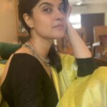Archana Instagram - Kal hai #saraswatipuja get your #yellows out! Thank you for this beauty @mylittlekitchen.in 💛💛💛 . . . Saree - @linenworldonline Jewellery @renggejewels Blouse @mekhlaaroragupta A Place Called Home