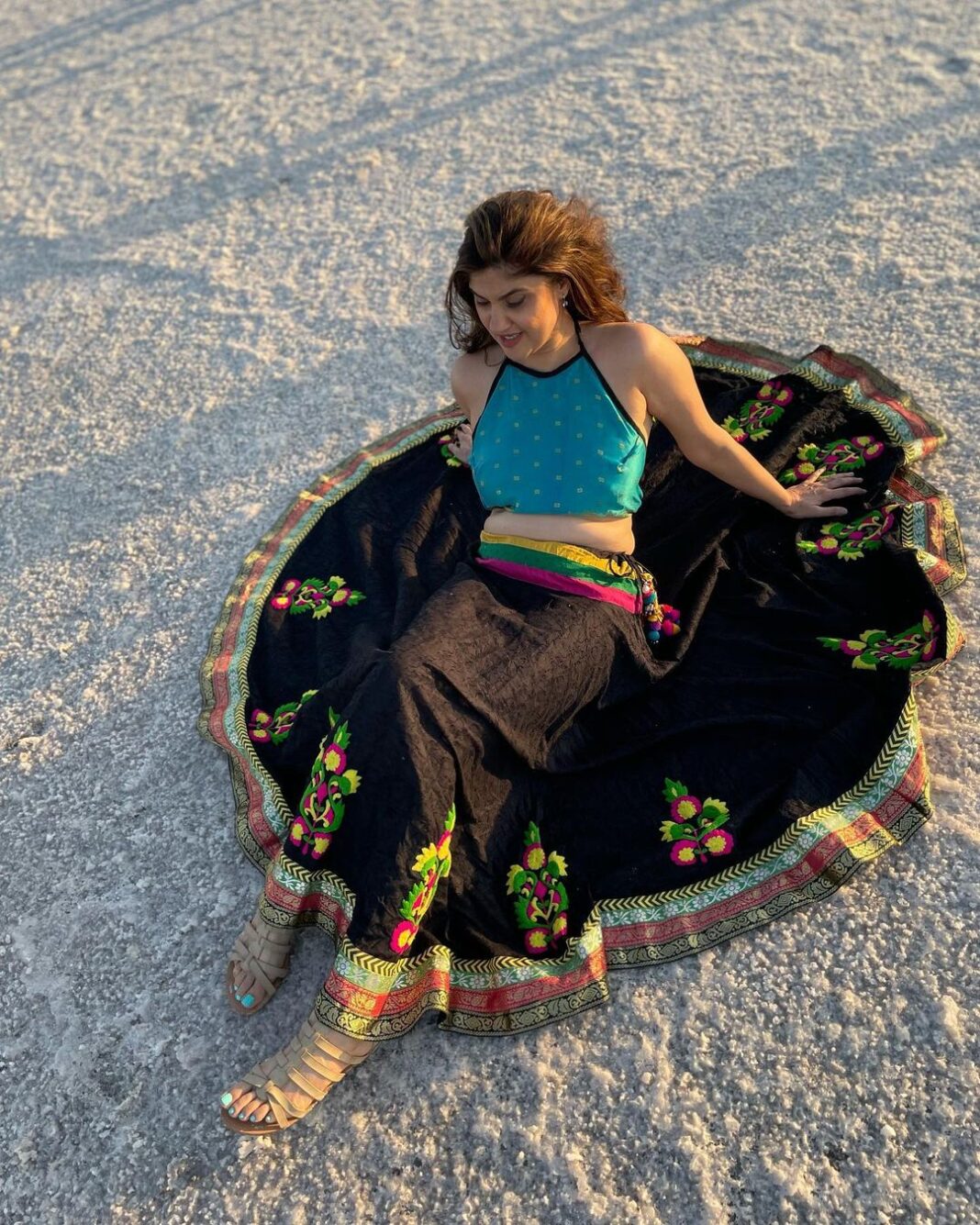 Archana Instagram - Sometimes you gotta lie back & watch in silence… do it in style if u can! . . . #lifemusings #gujarat #rannofkutch #rann #travel #whitedesert #travel #travellover #explore #wonder #photography #sunset #india #mycountrymypride #beautiful Rann Utsav Tent City, Dhordo, Kutch, Gujarat