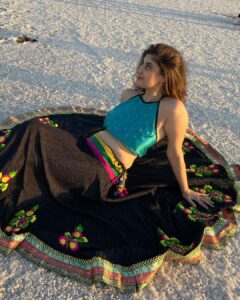 Archana Instagram - Sometimes you gotta lie back & watch in silence… do it in style if u can! . . . #lifemusings #gujarat #rannofkutch #rann #travel #whitedesert #travel #travellover #explore #wonder #photography #sunset #india #mycountrymypride #beautiful Rann Utsav Tent City, Dhordo, Kutch, Gujarat