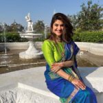 Archana Instagram - When you try to show off #jewellery while posing! :) . . . Jewellery- @azotiique Taj Falaknuma Palace