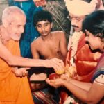 Arjun Sarja Instagram - Pejawar Seer Sri Vishwesha Teertha Swamy will continue being a guiding force to people forever. We were extremely blessed and fortunate to have him perform the Bhoomi Pooja for our Anjaneya Temple. Will miss his physical presence immensely 🙏🏽🙏🏽