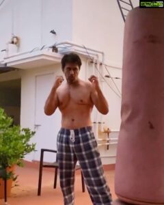 Arjun Sarja Instagram - Covid-19, this is for you 👊🏽