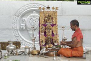Arjun Sarja Instagram - I thank god for choosing me and my family to build this divine, monumental temple. And a big thank you to everyone for gracing this event 🙏🏽 JAI SHREE RAAM