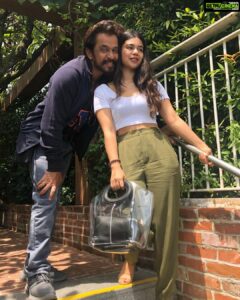 Arjun Sarja Instagram - God bless you with great health wealth and loads and loads of happiness and allllllllllll that is best under the sun to my pretty pretty beloved girl.
😘😘😘😘😘🌹🌹🌹🌹🌹. Love you sooooooo much annanaaaaaaa @anj204