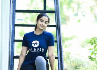 Arthana Binu Instagram - 👕: @_fit__fab @_fit__fab @hari_krz always make sure that I am focused and consistent throughout my fitness journey. The t-shirt from @_fit__fab is a perfect and comfortable workout wear 📷:@rohithsreedhar_j