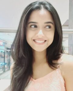Arthana Binu Instagram - That smile when I know my food is on the way 👼