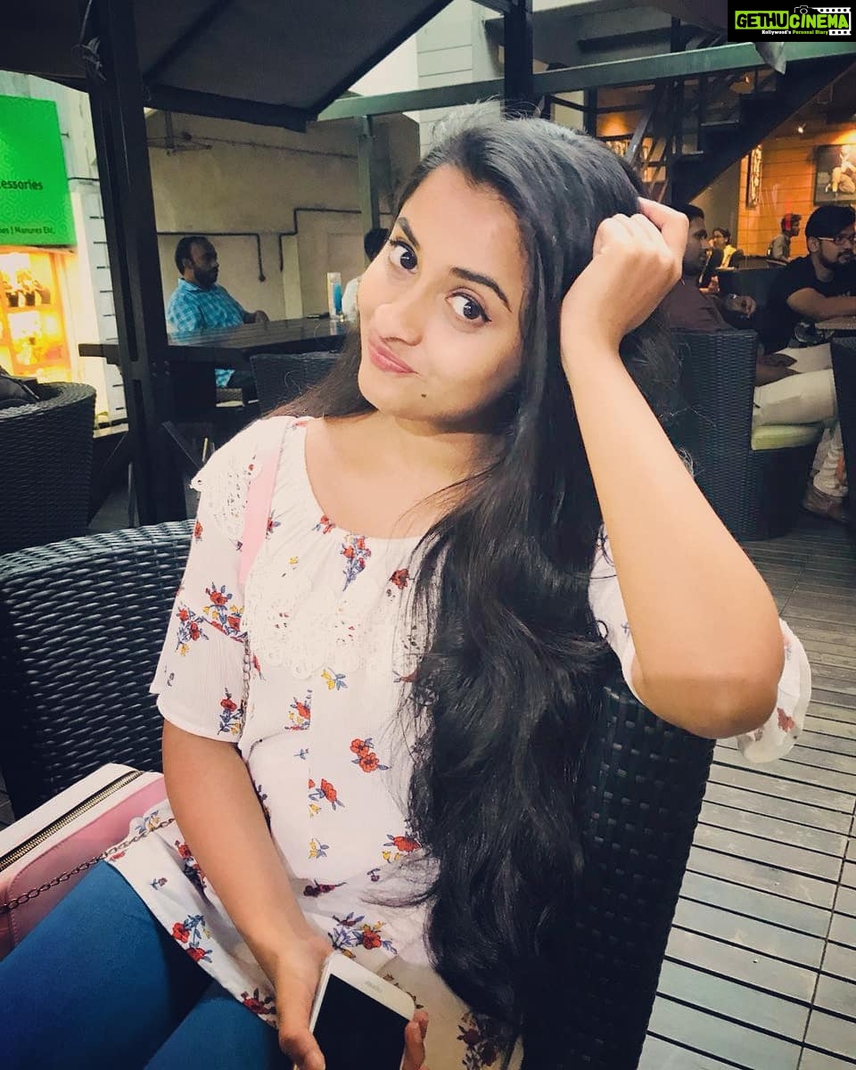 Arthana Binu Instagram - Because I feel having a pic with head straight is too mainstream👼🦄 📸 @gowri_hari