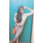 Arthana Binu Instagram - 💙💭💎 . . . 📷: @meeghal_elza (Plingu)