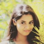 Arthana Binu Instagram - i decide my vibe🌹