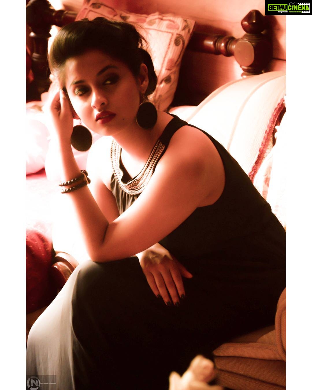 Arthana Binu Instagram - L ♥♥ K . . . . . . . 📸 @nabz_1881