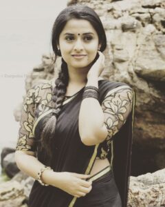 Arthana Binu Instagram - Vintage style never fades ☺ PC : @durgadas.sr