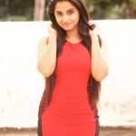 Arthana Binu Instagram - Just smile and pose 😊 PC: @avinashsagar123
