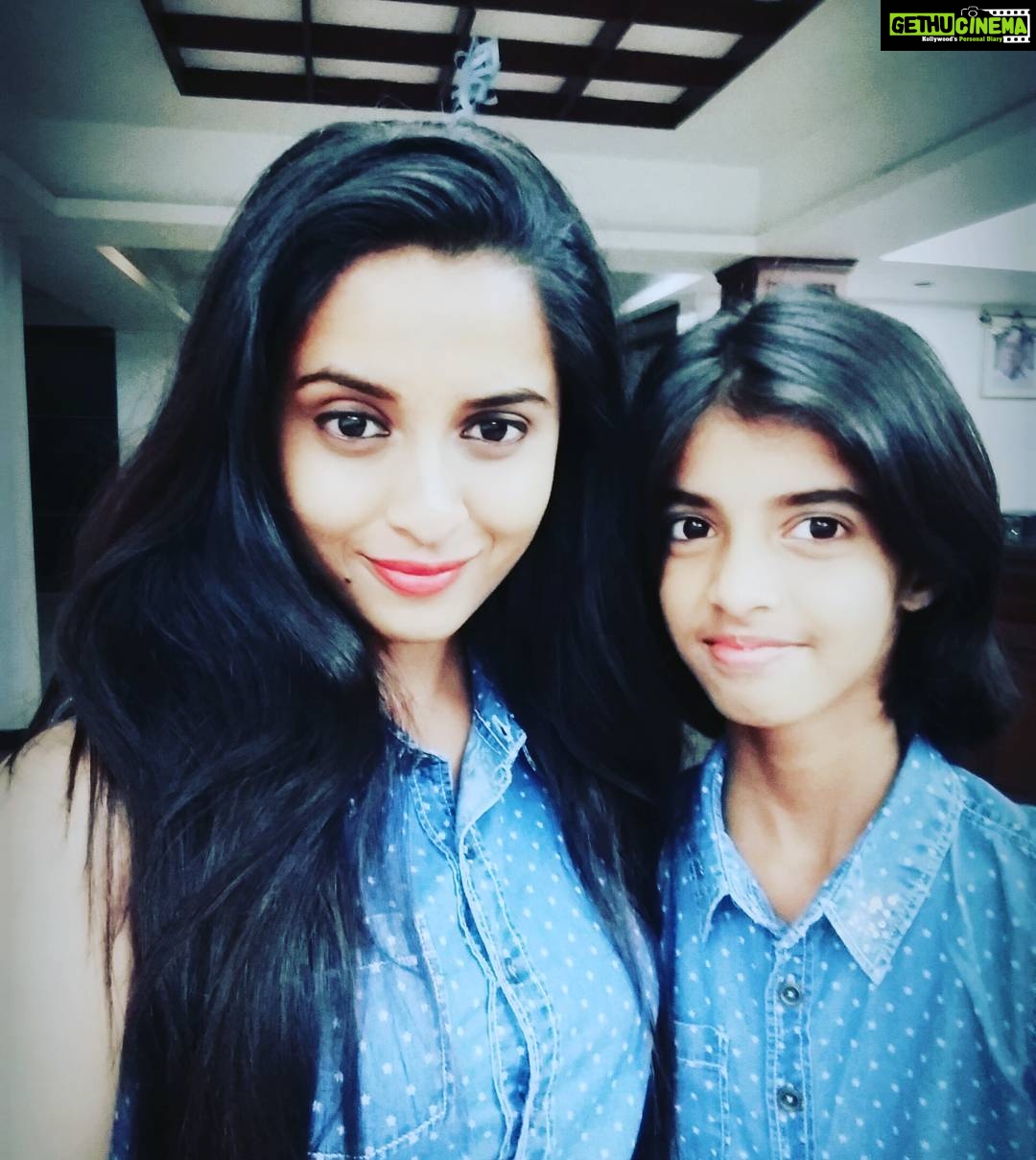 Arthana Binu Instagram - Me and my teddy๐๐