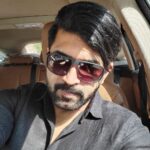 Arun Vijay Instagram - "Know who you are... Know what you want... Know what you deserve... and don't settle for less..." #sunkissed #knowyourworth #provethemwrong #AV