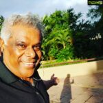 Ashish Vidyarthi Instagram – As I return from a 530 am walk and talk & thought… Refreshed and excited for the new day… Alshukran Bandhu Alshukran Zindagi
