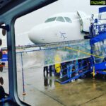 Ashish Vidyarthi Instagram - Going that extra 3metres... Impressed with Indigo staff extending the rain sheltered awning from the ramp to the coach.. @indigo.6e Mumbai Chatrapati Shivaji Aiport T1