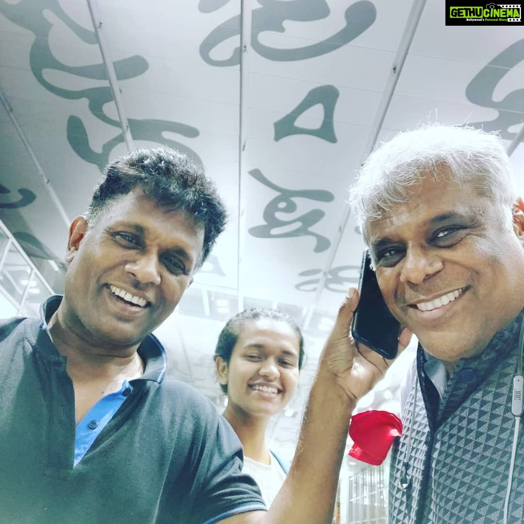 Ashish Vidyarthi Instagram - Netaji Subhash Chandra Bose International Airport, Kolkata.