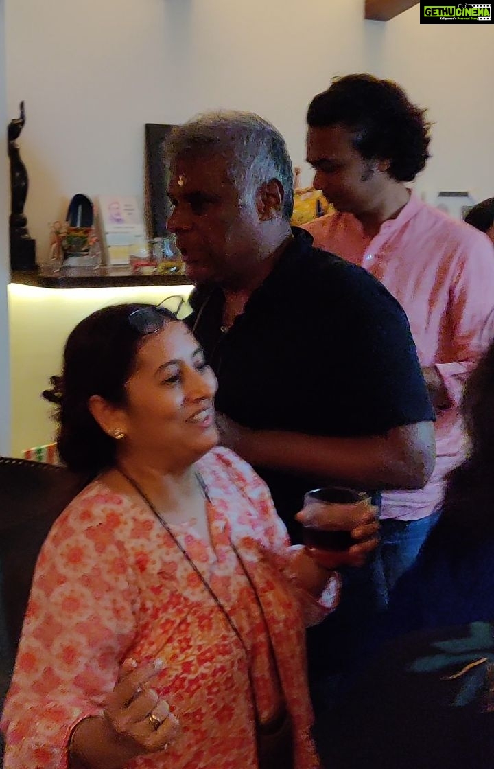 Ashish Vidyarthi Instagram - The gathering was of Bandhu and music..