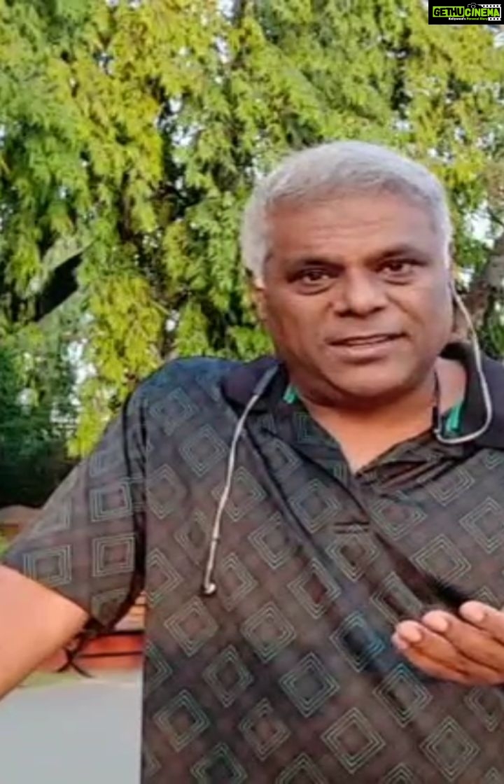 Ashish Vidyarthi Instagram - What we say to ourselves about a day, a situation, a relationship, a moment, has a huge role in the quality of our life... What thoughts do you want to choose to drive you through your day and life? A snapshot of one of the guiding principles of the Creative life Journey workshop. www.avidminer.com #choose #inspiration