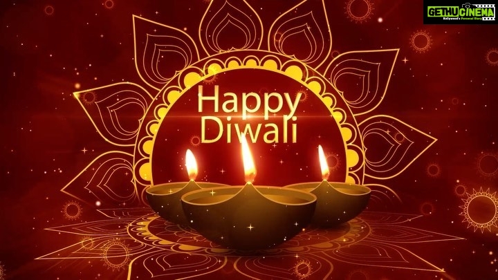 Ashish Vidyarthi Instagram - Let the warmth of this festive season illuminate our hearts and enlighten our minds. Here's Avid Miner wishing you all a very Happy Diwali. Love, Light and Cheers! #happydipawali #happydiwali #spreadlove #festivevibes #light #love #family