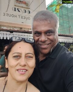 Ashish Vidyarthi Instagram - Suprabhat bandhu Wise Owl The Coffee Shop