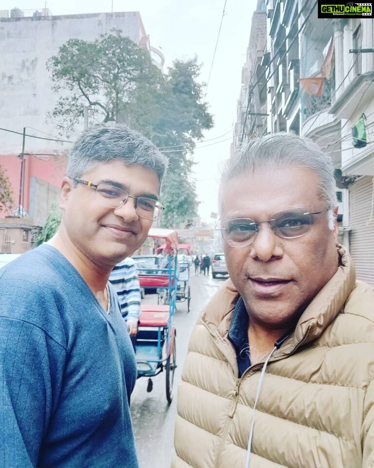 Ashish Vidyarthi Instagram - Where Ma Baba brought me up.. With Childhood friend Jinu Varughese