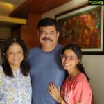 Ashish Vidyarthi Instagram – Tammy Vinoday and Shammu @sharmishthavinod.. Chatting life, lunching stories with a dash of Sambar and thokku Goregaon