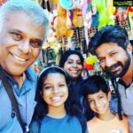 Ashish Vidyarthi Instagram - Colors of love @leozpeak @sameerarajan @vantablack_9392 Banasura Sagar Dam
