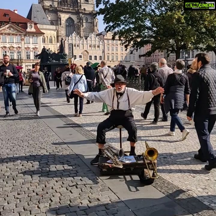 Ashish Vidyarthi Instagram - Music.. Old Town Square
